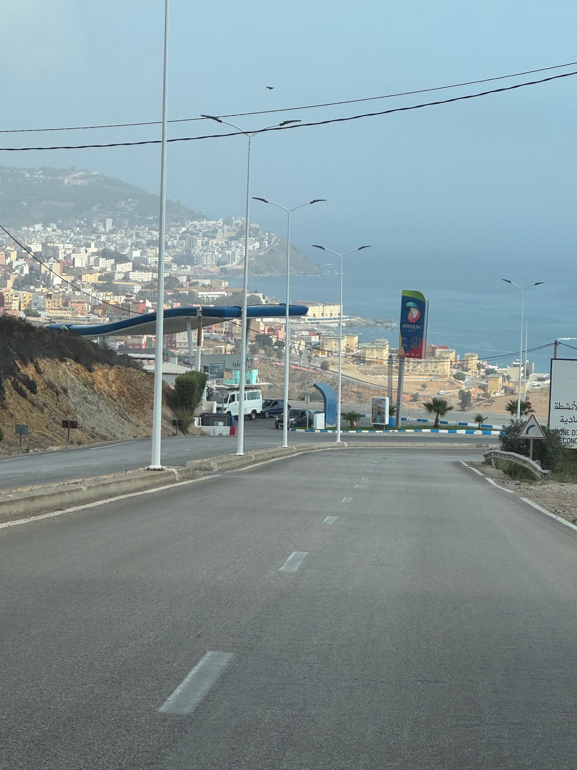 Urlauberstadt an der marokkanischen Mittelmeerküste